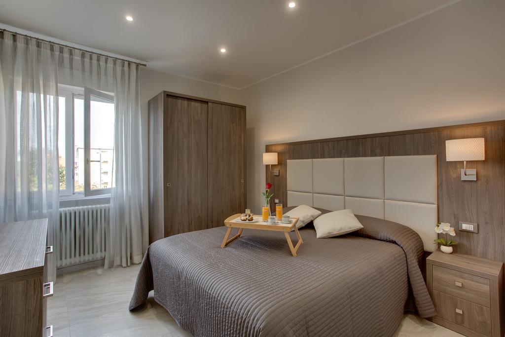 Versilia Residence Λίντο ντι Καμαϊόρε Εξωτερικό φωτογραφία