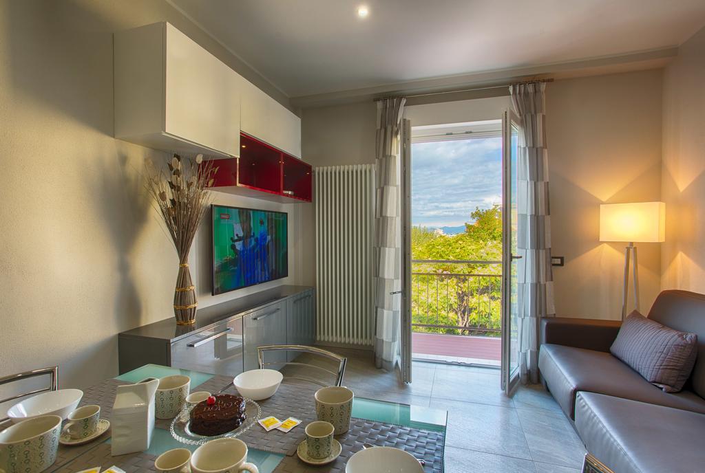 Versilia Residence Λίντο ντι Καμαϊόρε Εξωτερικό φωτογραφία